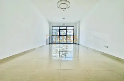 Apartment - 2 Bedrooms - 3 Bathrooms for rent in Jumeirah Garden City - Al Satwa - Dubai