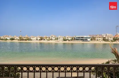 Villa - 4 Bedrooms - 6 Bathrooms for rent in Garden Homes Frond F - Garden Homes - Palm Jumeirah - Dubai