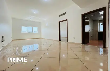 Apartment - 1 Bedroom - 2 Bathrooms for rent in Hussain Al Muallah Tower - Al Nahyan - Abu Dhabi