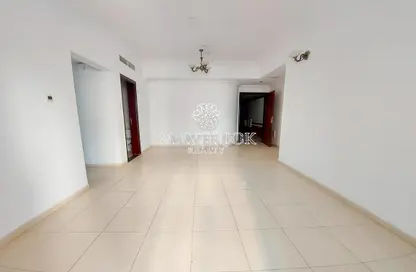 Apartment - 1 Bedroom - 2 Bathrooms for rent in Al Hafeet Tower - Al Taawun Street - Al Taawun - Sharjah