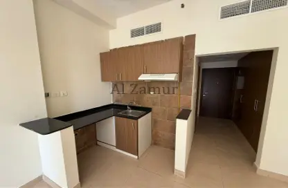 Apartment - 1 Bathroom for rent in 4Direction Residence 1 - Dubai Residence Complex - Dubai