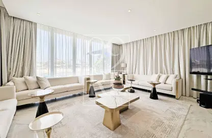 Villa - 5 Bedrooms - 7 Bathrooms for sale in Garden Homes Frond B - Garden Homes - Palm Jumeirah - Dubai