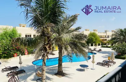 Townhouse - 3 Bedrooms - 4 Bathrooms for rent in The Townhouses at Al Hamra Village - Al Hamra Village - Ras Al Khaimah