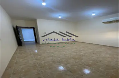 Apartment - 1 Bathroom for rent in Al Mamoura - Muroor Area - Abu Dhabi