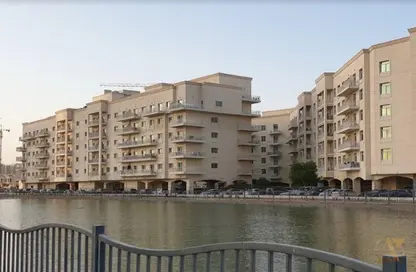 Apartment - 1 Bedroom - 1 Bathroom for rent in Mazaya 10A - Queue Point - Dubai Land - Dubai