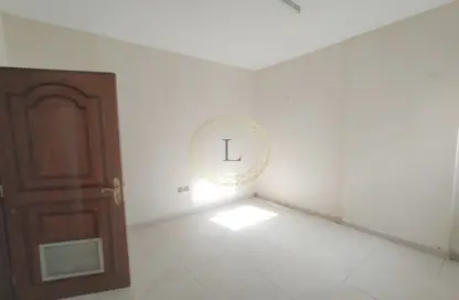 Apartment - 3 Bedrooms - 2 Bathrooms for rent in Central District - Al Ain