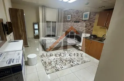 Apartment - Studio - 1 Bathroom for rent in Ajman Corniche Residences - Ajman Corniche Road - Ajman