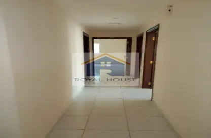 Apartment - 3 Bedrooms - 3 Bathrooms for rent in Al Khan Lagoon - Al Khan - Sharjah