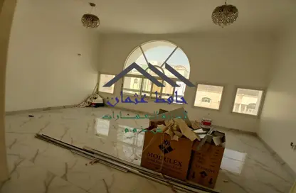 Apartment - 4 Bedrooms - 5 Bathrooms for rent in Muroor Area - Abu Dhabi