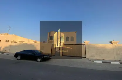 Villa - 5 Bedrooms - 6 Bathrooms for sale in Al Azra - Al Riqqa - Sharjah