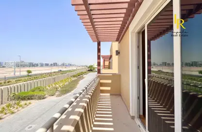 Townhouse - 3 Bedrooms - 4 Bathrooms for rent in Qattouf Community - Al Raha Gardens - Abu Dhabi