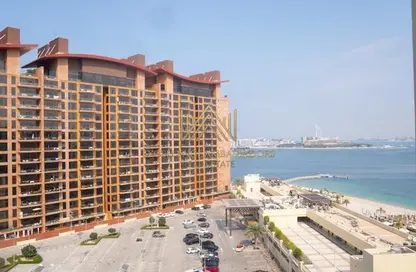 Apartment - 1 Bedroom - 2 Bathrooms for rent in Al Das - Shoreline Apartments - Palm Jumeirah - Dubai