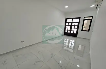 Apartment - 1 Bathroom for rent in Madinat Al Riyad - Abu Dhabi