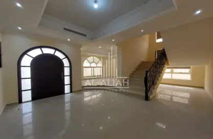 Villa - 4 Bedrooms - 6 Bathrooms for rent in Mohamed Bin Zayed Centre - Mohamed Bin Zayed City - Abu Dhabi