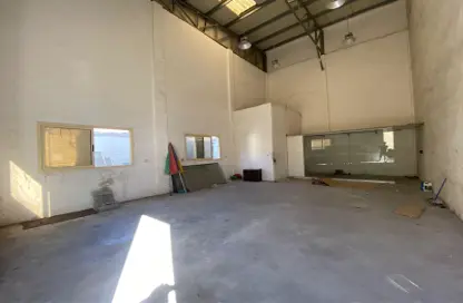 Shop - Studio for rent in Mussafah - Abu Dhabi