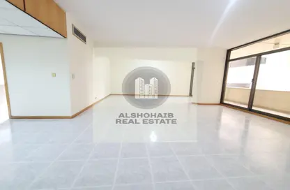 شقة - 3 غرف نوم - 5 حمامات للايجار في شارع حمدان - أبوظبي