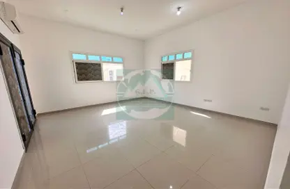 Apartment - 1 Bathroom for rent in Mohamed Bin Zayed Centre - Mohamed Bin Zayed City - Abu Dhabi