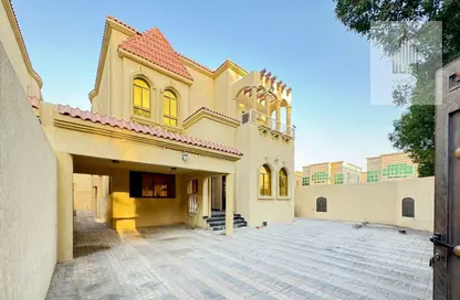 Villa - 5 Bedrooms - 7 Bathrooms for sale in Al Mowaihat 2 - Al Mowaihat - Ajman