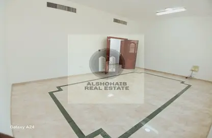 Apartment - 3 Bedrooms - 3 Bathrooms for rent in Muroor Area - Abu Dhabi