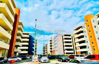 Apartment - 2 Bedrooms - 3 Bathrooms for rent in Tower 1 - Al Reef Downtown - Al Reef - Abu Dhabi