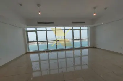 Apartment - 3 Bedrooms - 5 Bathrooms for rent in Cornich Al Khalidiya - Al Khalidiya - Abu Dhabi