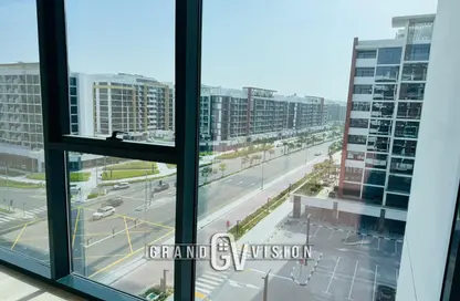 Apartment - 3 Bedrooms - 3 Bathrooms for rent in Azizi Riviera 36 - Meydan One - Meydan - Dubai