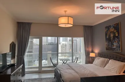 Apartment - Studio - 1 Bathroom for rent in Burj Al Nujoom - Downtown Dubai - Dubai