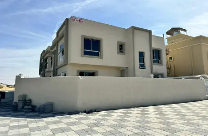 Villa - 5 Bedrooms - 7 Bathrooms for rent in Al Helio 2 - Al Helio - Ajman