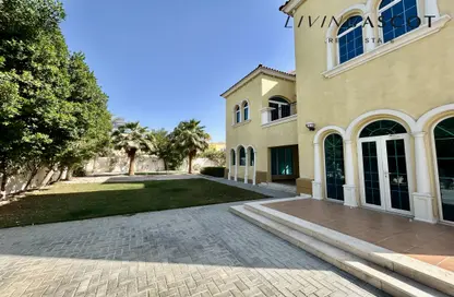 Villa - 3 Bedrooms - 4 Bathrooms for rent in Legacy - Jumeirah Park - Dubai