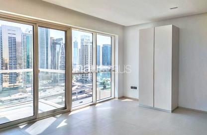 Apartment - Studio - 1 Bathroom for rent in West Avenue Tower - Dubai Marina - Dubai