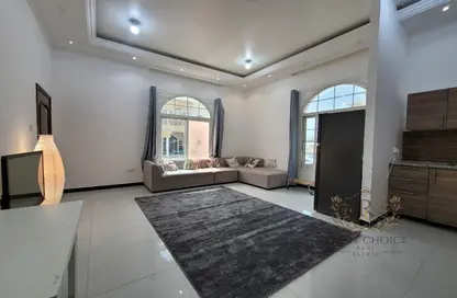 Apartment - 1 Bedroom - 1 Bathroom for rent in Khalifa City A Villas - Khalifa City A - Khalifa City - Abu Dhabi