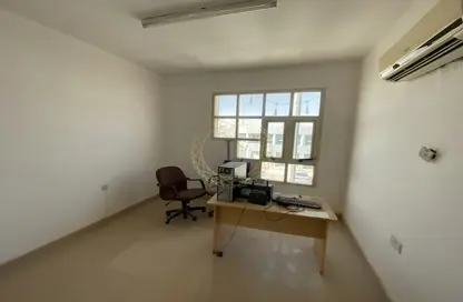 Apartment - 1 Bathroom for rent in Leetag - Al Ain Industrial Area - Al Ain