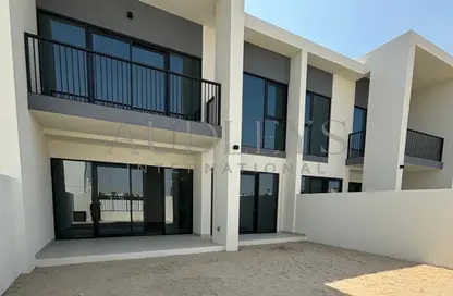 Apartment - 3 Bedrooms - 4 Bathrooms for rent in Shams Townhouses - Town Square - Dubai