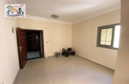 Apartment - Studio - 1 Bathroom for rent in Muwaileh Commercial - Sharjah