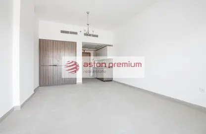 Apartment - 1 Bathroom for rent in KHK 21 - Al Warsan 4 - Al Warsan - Dubai