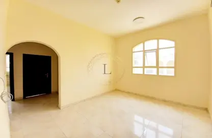 Apartment - 2 Bedrooms - 2 Bathrooms for rent in Bida Bin Ammar - Asharej - Al Ain