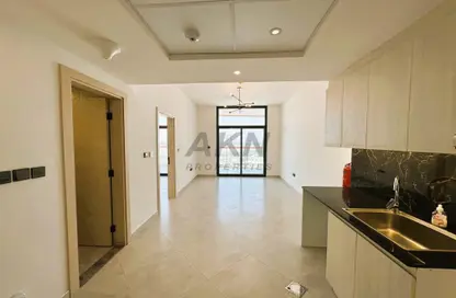 Apartment - 1 Bedroom - 2 Bathrooms for rent in Binghatti Avenue - Al Jaddaf - Dubai