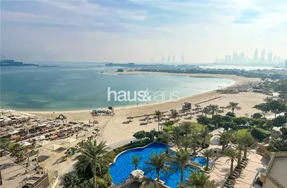 Apartment - 2 Bedrooms - 4 Bathrooms for rent in Al Das - Shoreline Apartments - Palm Jumeirah - Dubai