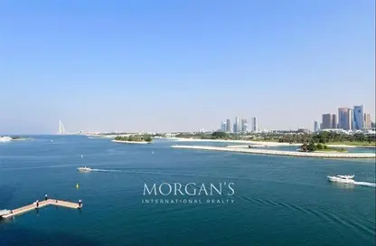 Apartment - 1 Bedroom - 2 Bathrooms for rent in Azure Residences - Palm Jumeirah - Dubai