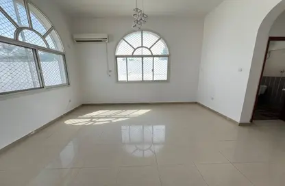 Villa - 3 Bedrooms - 3 Bathrooms for rent in Al Tala'a - Mughaidir - Sharjah