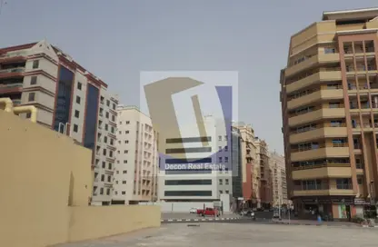 Apartment - 1 Bedroom - 1 Bathroom for rent in Al Barsha 1 - Al Barsha - Dubai