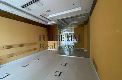 Shop - Studio for rent in Al Karama - Dubai