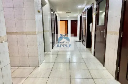 Apartment - 1 Bathroom for rent in Muwailih Building - Muwaileh - Sharjah