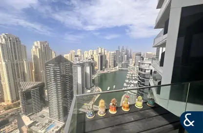 Apartment - 2 Bedrooms - 3 Bathrooms for sale in Stella Maris - Dubai Marina - Dubai