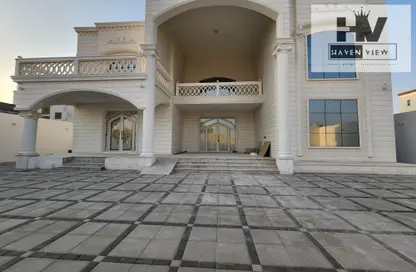 Villa - 6 Bedrooms for rent in Madinat Al Riyad - Abu Dhabi