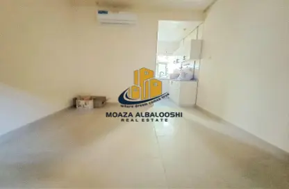 Apartment - 1 Bathroom for rent in AlFalah - Muwaileh Commercial - Sharjah