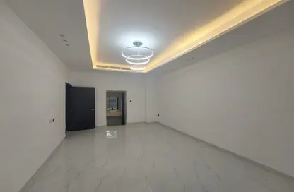 Villa - 5 Bedrooms - 7 Bathrooms for sale in Al Yasmeen 1 - Al Yasmeen - Ajman