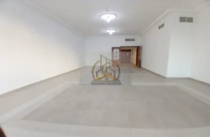 Apartment - 3 Bedrooms - 4 Bathrooms for rent in Electra Street - Abu Dhabi