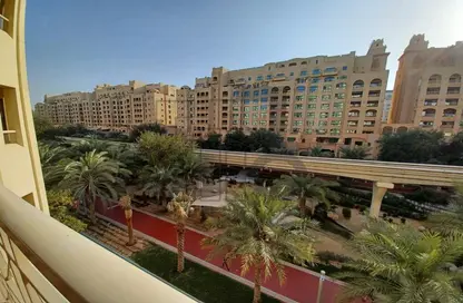 Apartment - 3 Bedrooms - 3 Bathrooms for sale in Al Anbara - Shoreline Apartments - Palm Jumeirah - Dubai