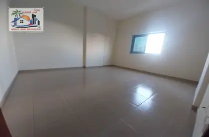 Apartment - 2 Bedrooms - 2 Bathrooms for rent in Al Mamzar Tower - Al Mamzar - Sharjah - Sharjah